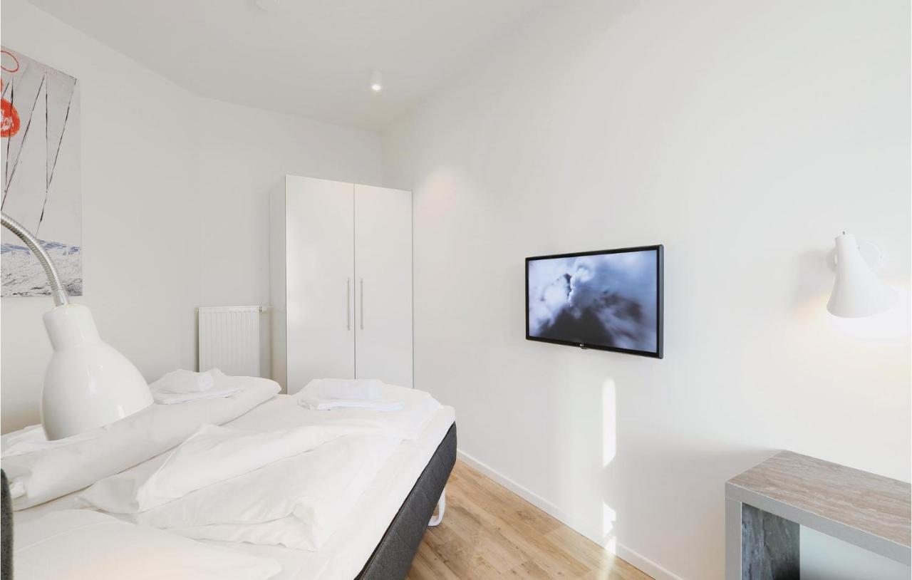 Awesome Apartment In Luebeck Travemuende With Sauna Extérieur photo